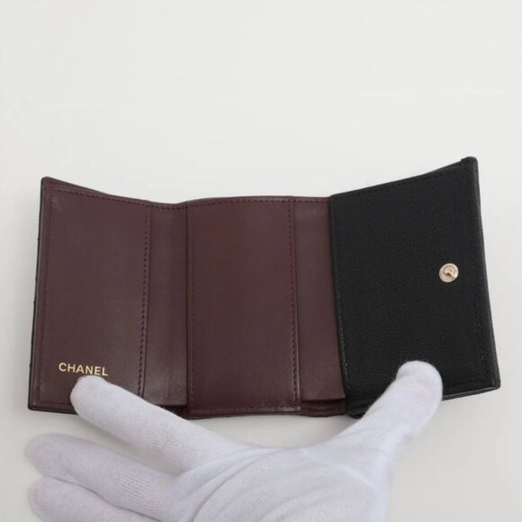 Chanel CC Logo Matelasse Caviar Skin Compact Wallet Black - Picture 4 of 8